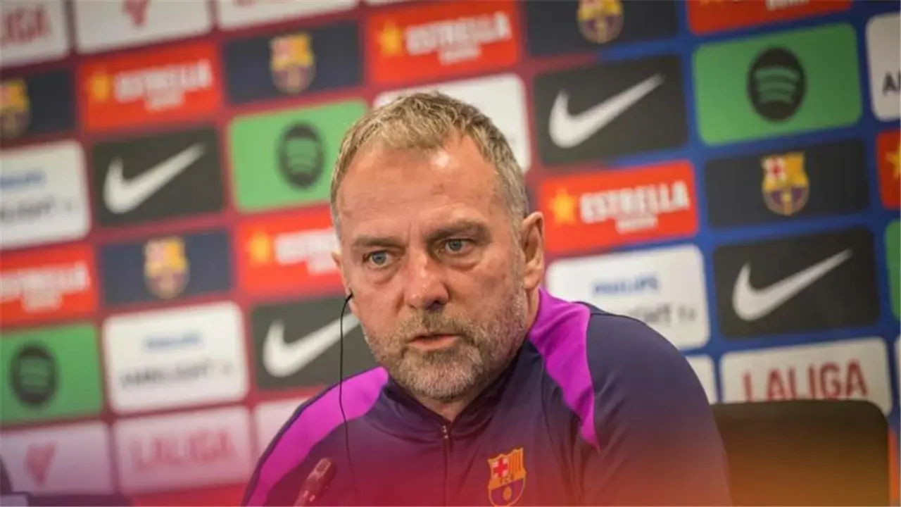 تحرك مفاجئ لمرشح رئاسي بشأن مستقبل فليك ومقارنة مثيرة حول قاعدة جماهير ميسي ولبرشلونة